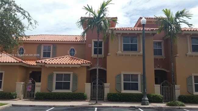 4960 Windward Way in Fort Lauderdale, FL - Building Photo - Building Photo