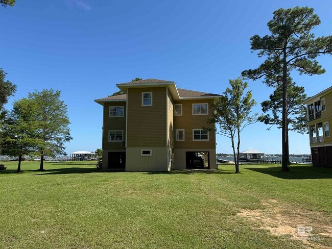 29394 Josephine Dr in Elberta, AL - Building Photo - Building Photo