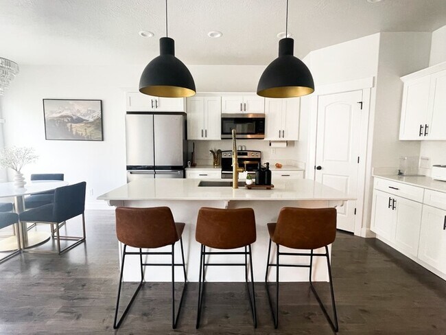 4155 W 1630 N in Lehi, UT - Building Photo - Building Photo