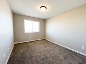 Timberwolf Townhomes in Mankato, MN - Foto de edificio - Building Photo