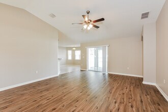 126 Laguna Forest Trail in Palm Coast, FL - Building Photo - Building Photo
