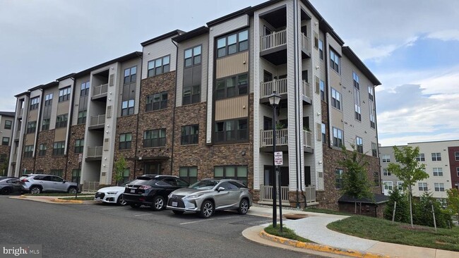 property at 46294 Mount Milstead Ter