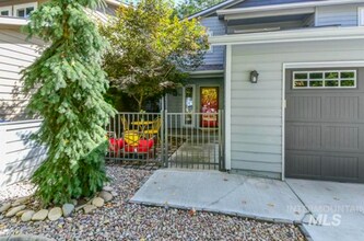 641 N Palmetto Dr in Eagle, ID - Building Photo - Building Photo