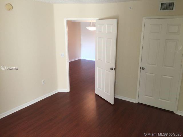 2427 Centergate Dr-Unit -N/A in Miramar, FL - Building Photo - Building Photo