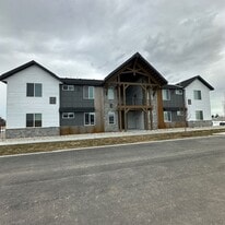 201 E Ross Ave in Driggs, ID - Building Photo