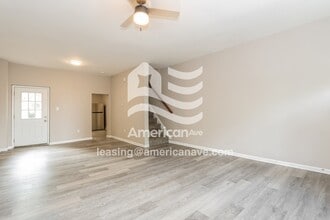 5025 Jackson St in Philadelphia, PA - Building Photo - Building Photo