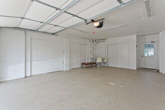 6127 Kawekiu Pl in Honolulu, HI - Building Photo - Building Photo