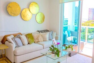 1723 SW 2nd Ave in Miami, FL - Building Photo - Building Photo