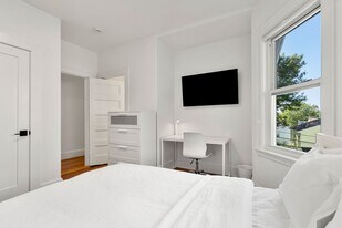 80 Patten St, Unit 2 in Boston, MA - Building Photo