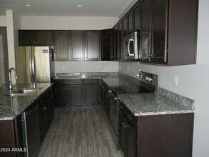 10035 W Robin Ln in Peoria, AZ - Building Photo - Building Photo