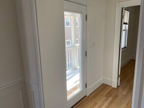 8 White Ave in Brookline, MA - Building Photo - Building Photo