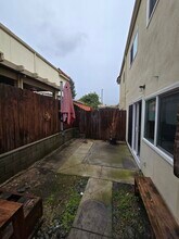 1025 Junipero Dr in Duarte, CA - Building Photo - Building Photo