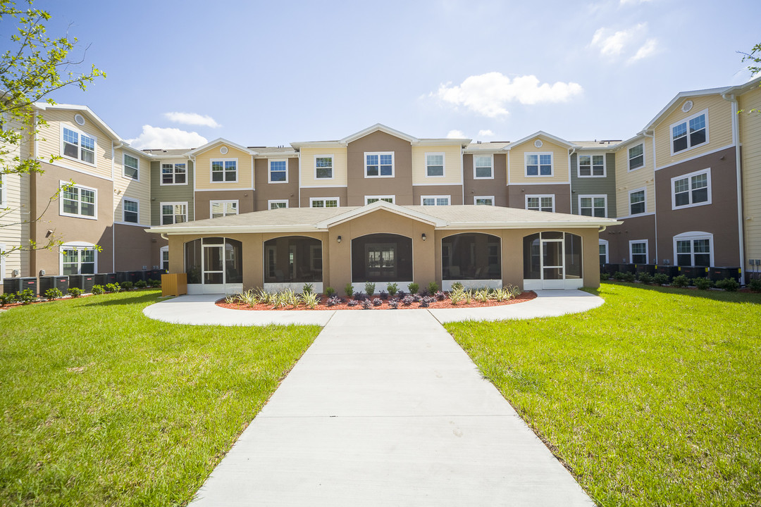 Peyton Ridge in Jacksonville, FL - Foto de edificio