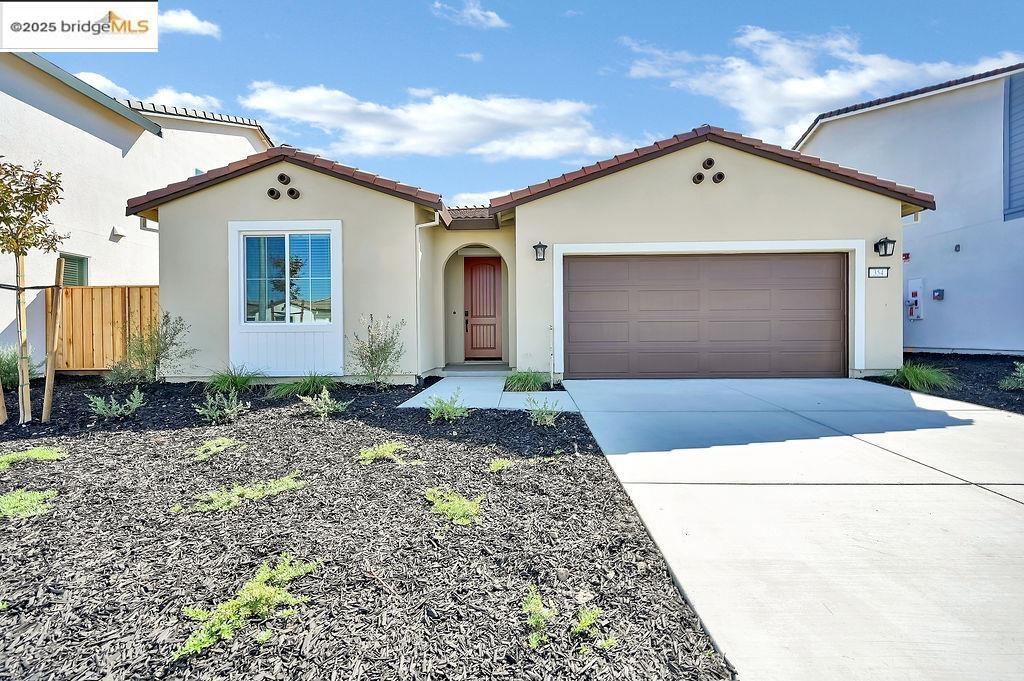 354 Astilbe St in Discovery Bay, CA - Building Photo