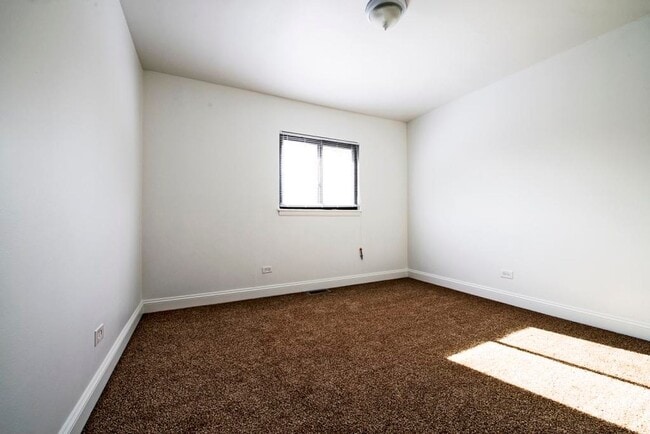 13256 S Prairie Ave Chicago, IL 60827 in Riverdale, IL - Building Photo - Building Photo