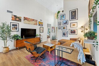 4901 Howden Cir in Austin, TX - Building Photo - Building Photo