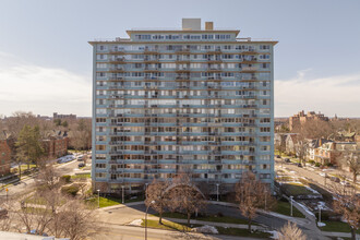 Delaware Tower Condominiums in Buffalo, NY - Building Photo - Building Photo