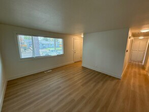 1507 Freeman Ct NE in Keizer, OR - Building Photo - Building Photo