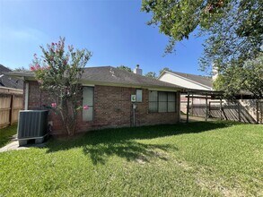 1622 Diamond Brook Dr in Houston, TX - Building Photo - Building Photo