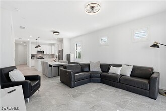 1645 Serena Ave in Naples, FL - Building Photo - Building Photo