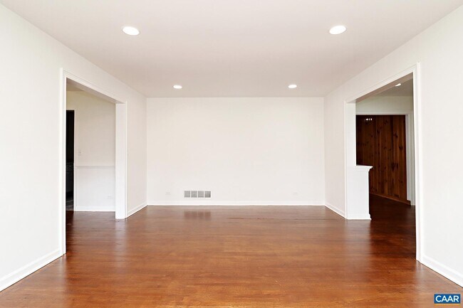 909 Ridge St in Charlottesville, VA - Building Photo - Building Photo