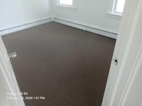 158 Seeley Ave, Unit 2 in Kearny, NJ - Building Photo - Building Photo