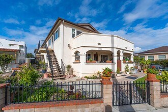 1931 S Crescent Ave in Los Angeles, CA - Building Photo - Building Photo