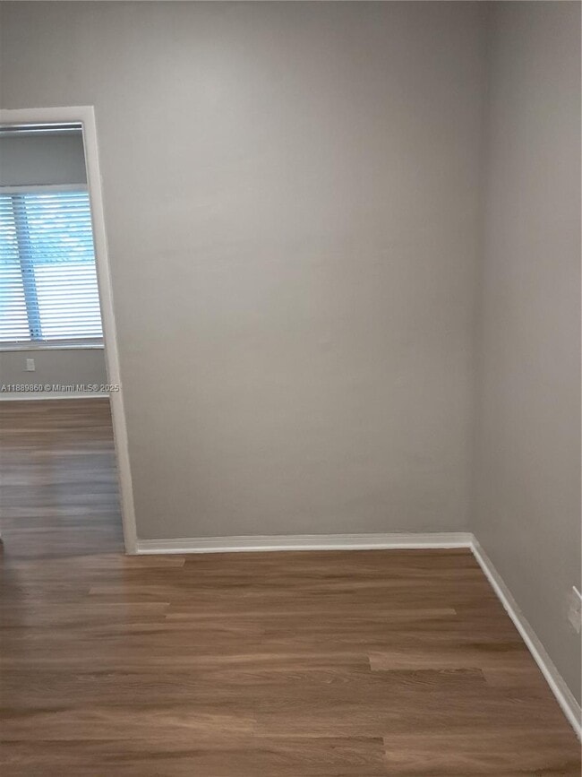 13025 Emerald Dr in North Miami, FL - Building Photo - Building Photo
