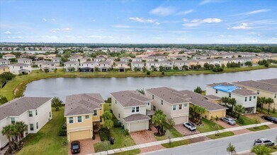 1766 NW Cataluna Cir in Port St. Lucie, FL - Building Photo - Building Photo