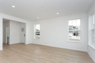 12208 Dodwell St in Huntley, IL - Building Photo - Building Photo