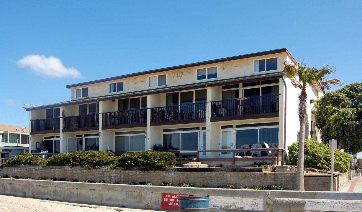 3607 Ocean Front in San Diego, CA - Building Photo