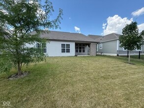 15545 Marsden Dr in Westfield, IN - Building Photo - Building Photo