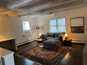 40 Central St in Manchester by the Sea, MA - Building Photo - Building Photo