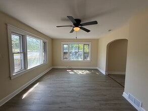 428 3rd Ave in Cherry Hill Township, NJ - Building Photo - Building Photo