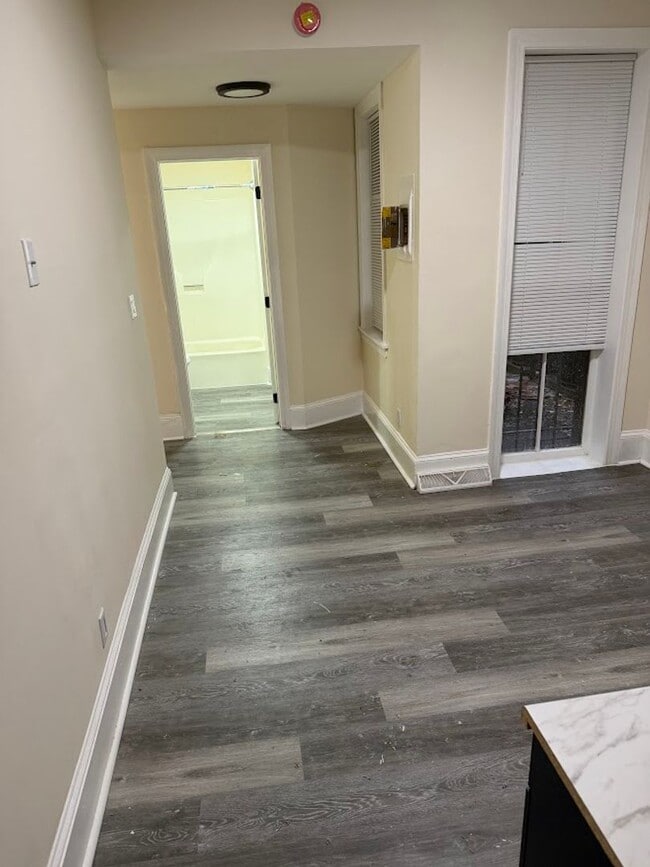 704 Washington St in Wilmington, DE - Foto de edificio - Building Photo