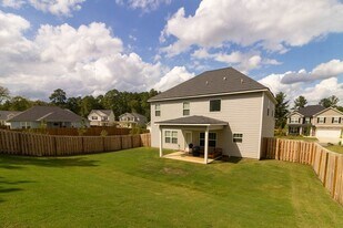 708 Tree Top Trl in Evans, GA - Building Photo