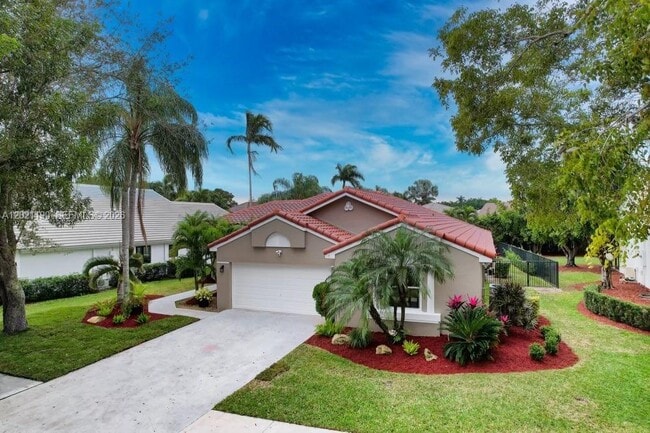 property at 814 Heron Rd