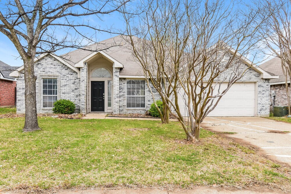 138 Woodcreek Dr in Rockwall, TX - Building Photo