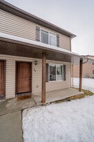 586 Sunflower Rd in Rexburg, ID - Building Photo