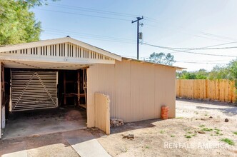 2240 E 6th St in Tucson, AZ - Foto de edificio - Building Photo