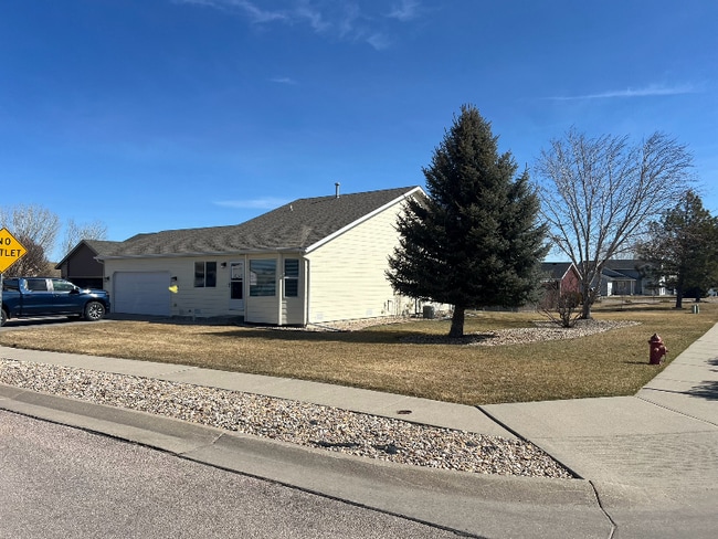 property at 4012 Grapevine Ln