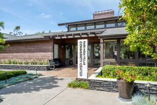 Park Mesa Villas in Costa Mesa, CA - Building Photo