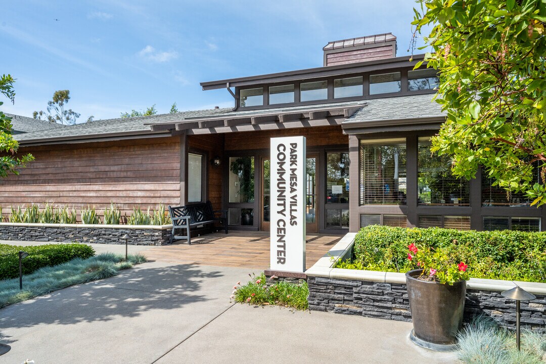 Park Mesa Villas in Costa Mesa, CA - Building Photo