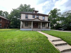 55 Richmond Ave, Unit 3