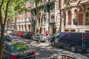 Atelier Building Studios in New York, NY - Building Photo