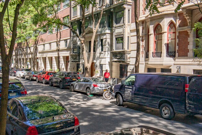 Atelier Building Studios