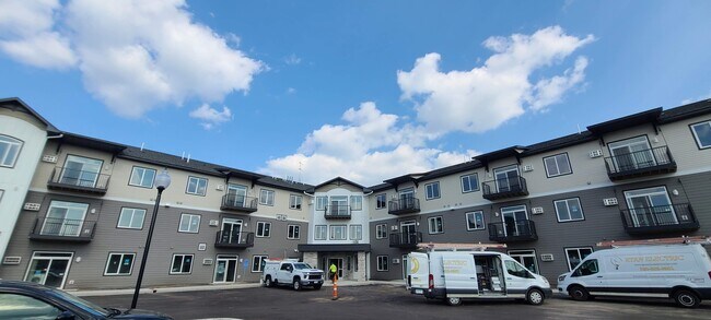 Birch Spring Apartment Homes in Cold Spring, MN - Foto de edificio - Building Photo