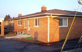 3277-3283 Tremont Rd in Columbus, OH - Building Photo - Building Photo