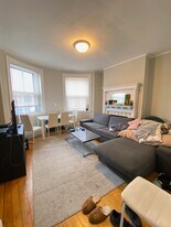 612 Columbus Ave in Boston, MA - Building Photo