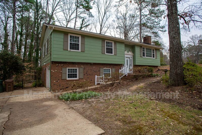 1101 Brookgreen Dr in Cary, NC - Building Photo